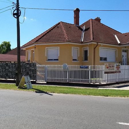 Garden Apartmanhaz 2 Hajdúszoboszló Екстериор снимка