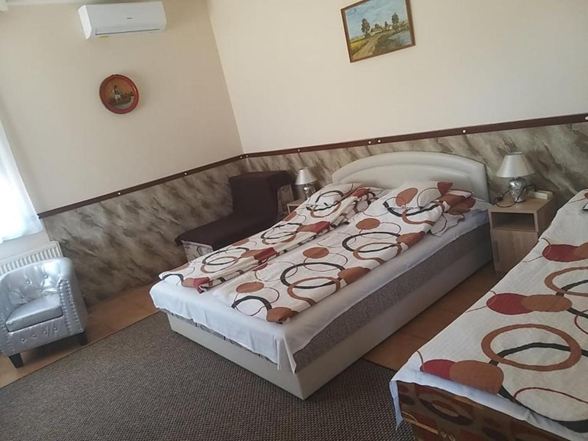 Garden Apartmanhaz 2 Hajdúszoboszló Екстериор снимка